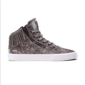 Worn once. Velvet Supra high tops. Size 6.5